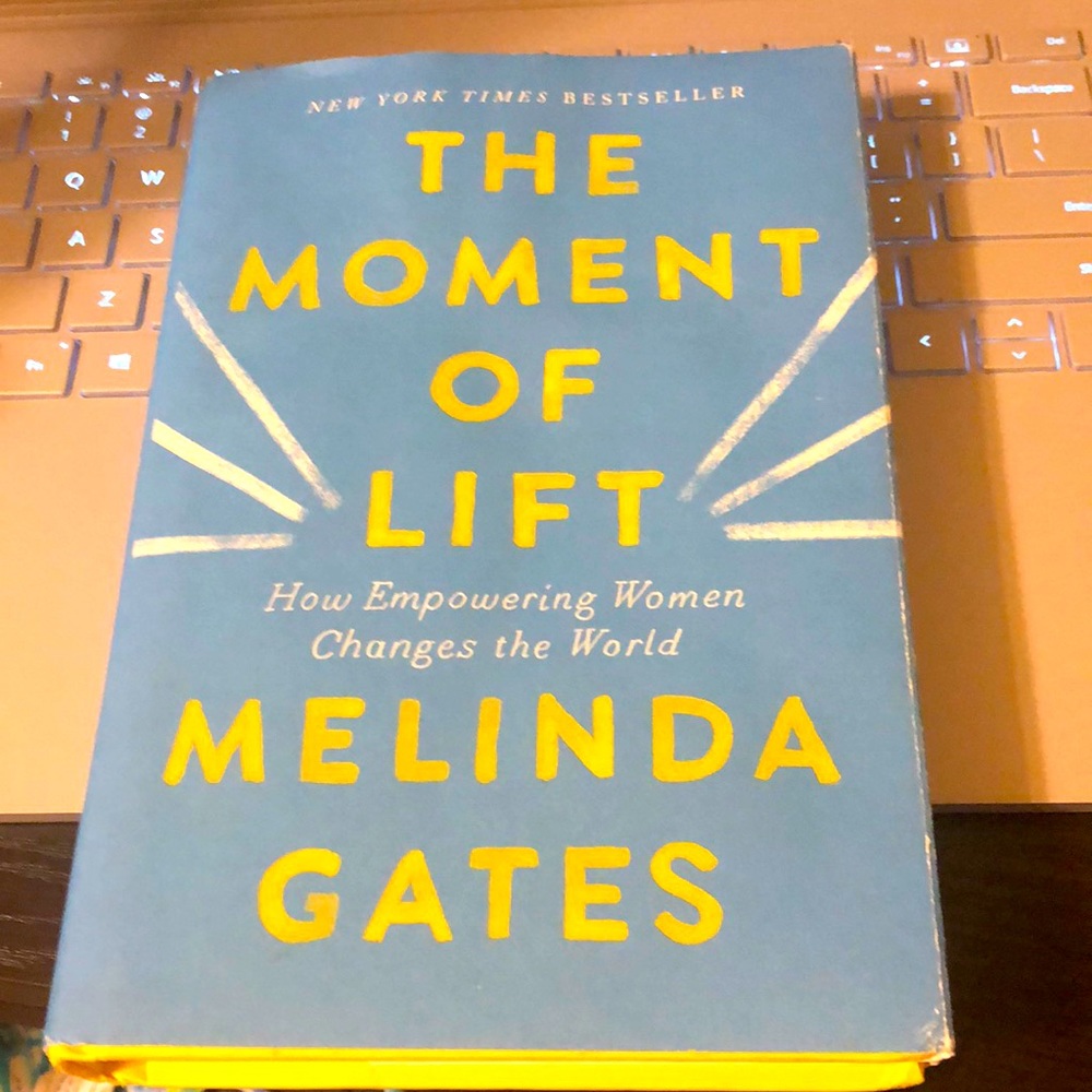 The Moment of Lift by Melinda Gates (000303)